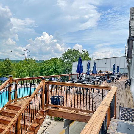Premier Cozy Cabin - Free Amenities & Comm Indoor Pools Bushkill Eksteriør bilde
