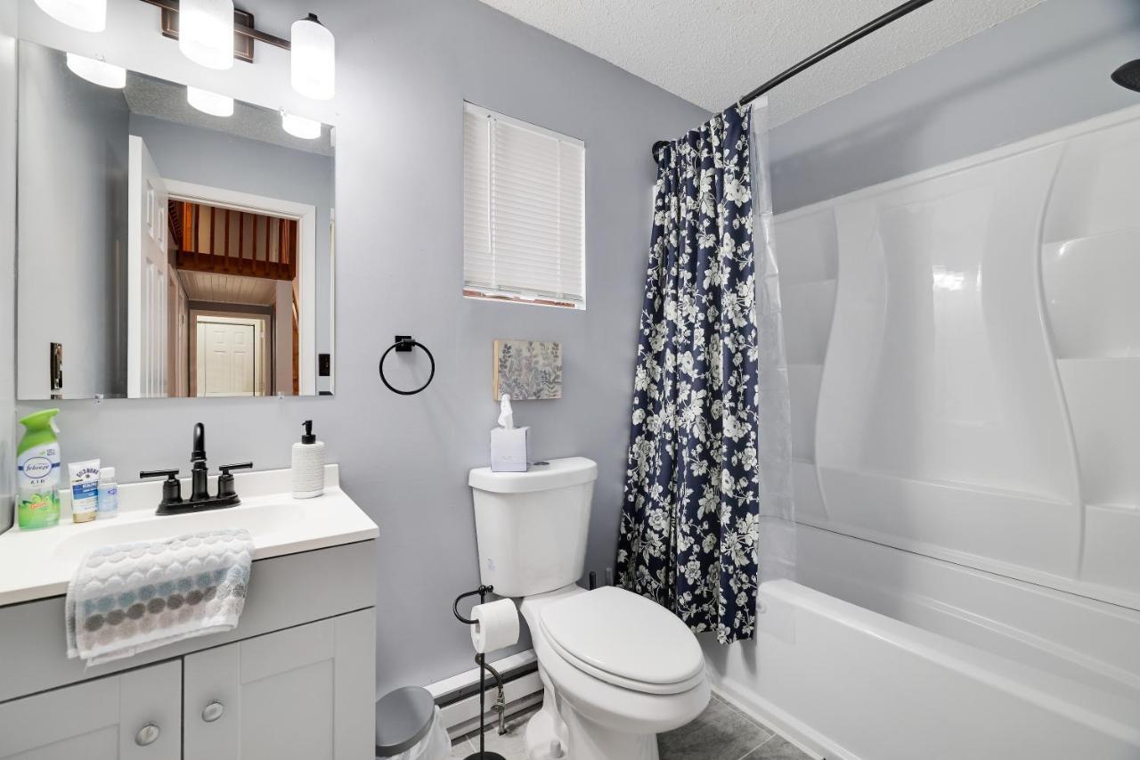 Premier Cozy Cabin - Free Amenities & Comm Indoor Pools Bushkill Eksteriør bilde