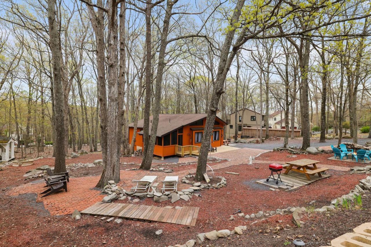 Premier Cozy Cabin - Free Amenities & Comm Indoor Pools Bushkill Eksteriør bilde