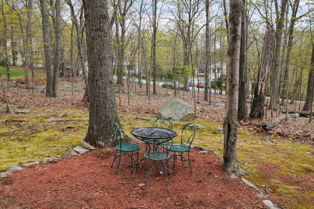 Premier Cozy Cabin - Free Amenities & Comm Indoor Pools Bushkill Eksteriør bilde