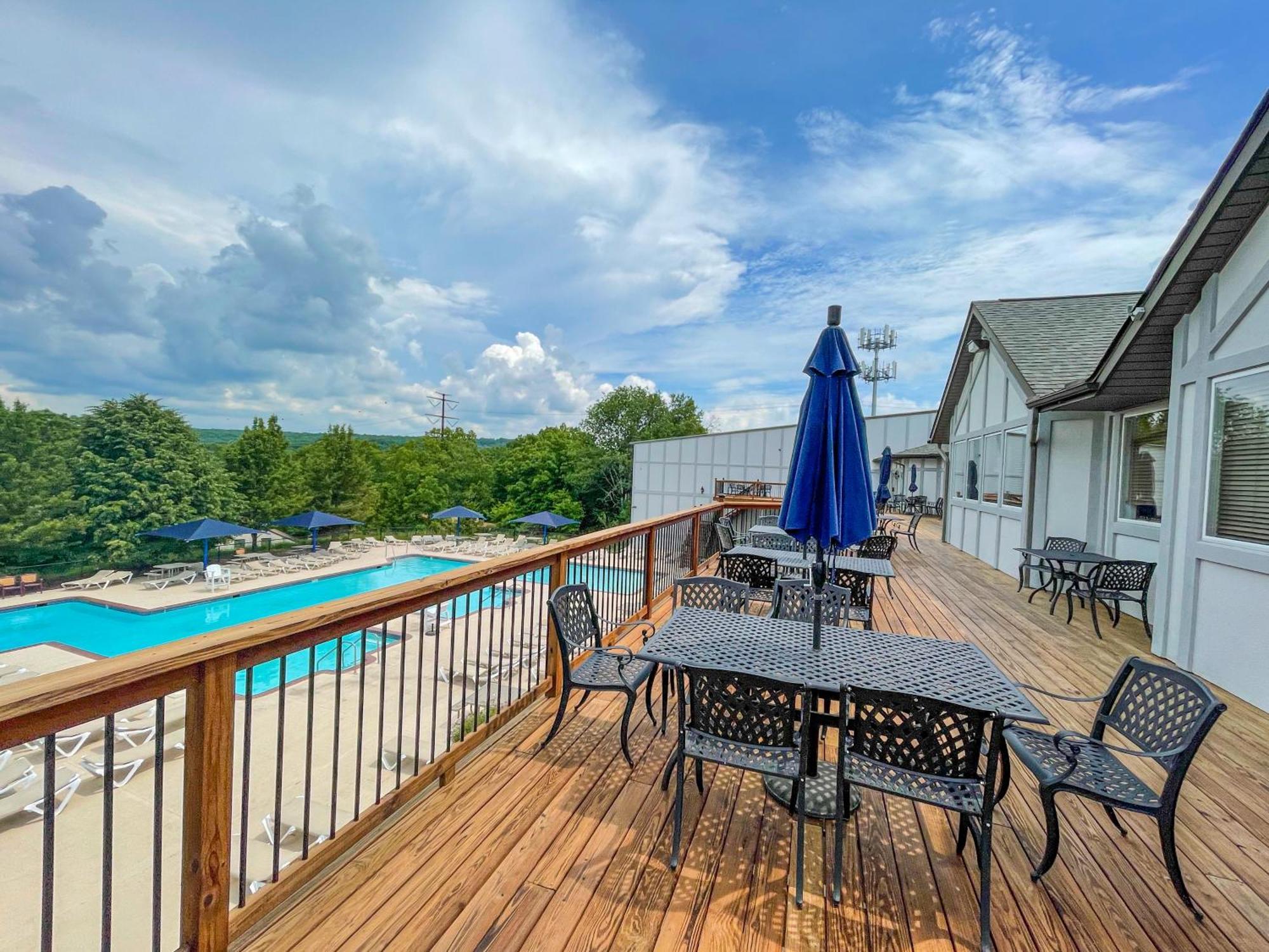 Premier Cozy Cabin - Free Amenities & Comm Indoor Pools Bushkill Eksteriør bilde